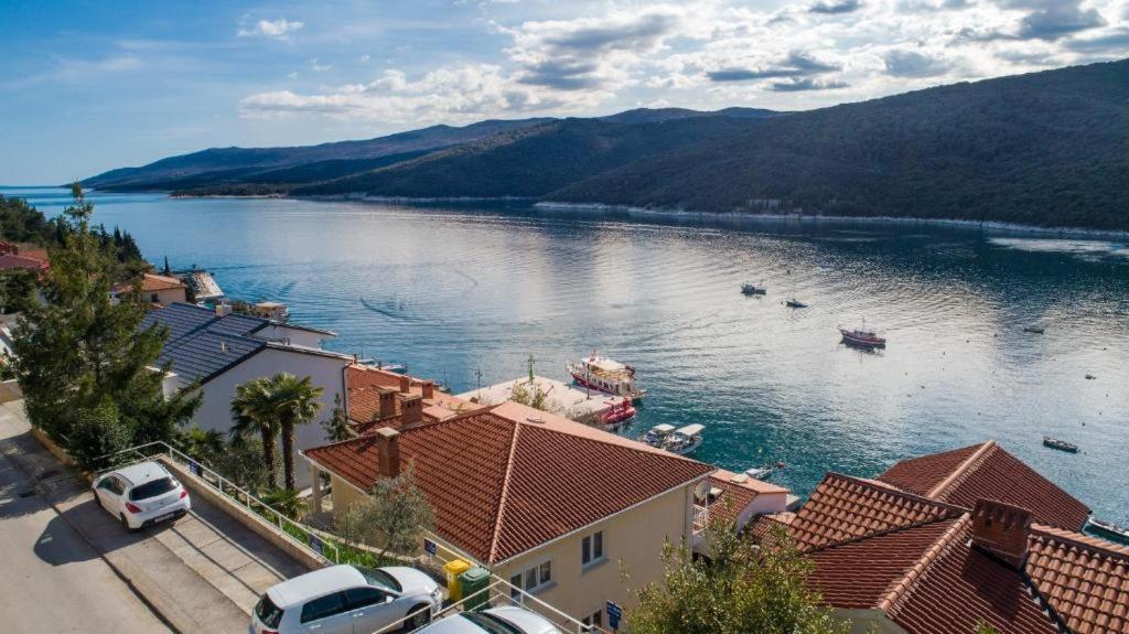 Jadranka Apartment Rabac Bagian luar foto
