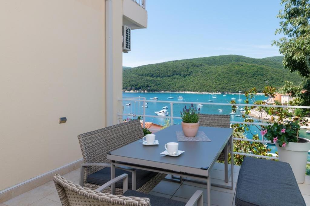 Jadranka Apartment Rabac Bagian luar foto