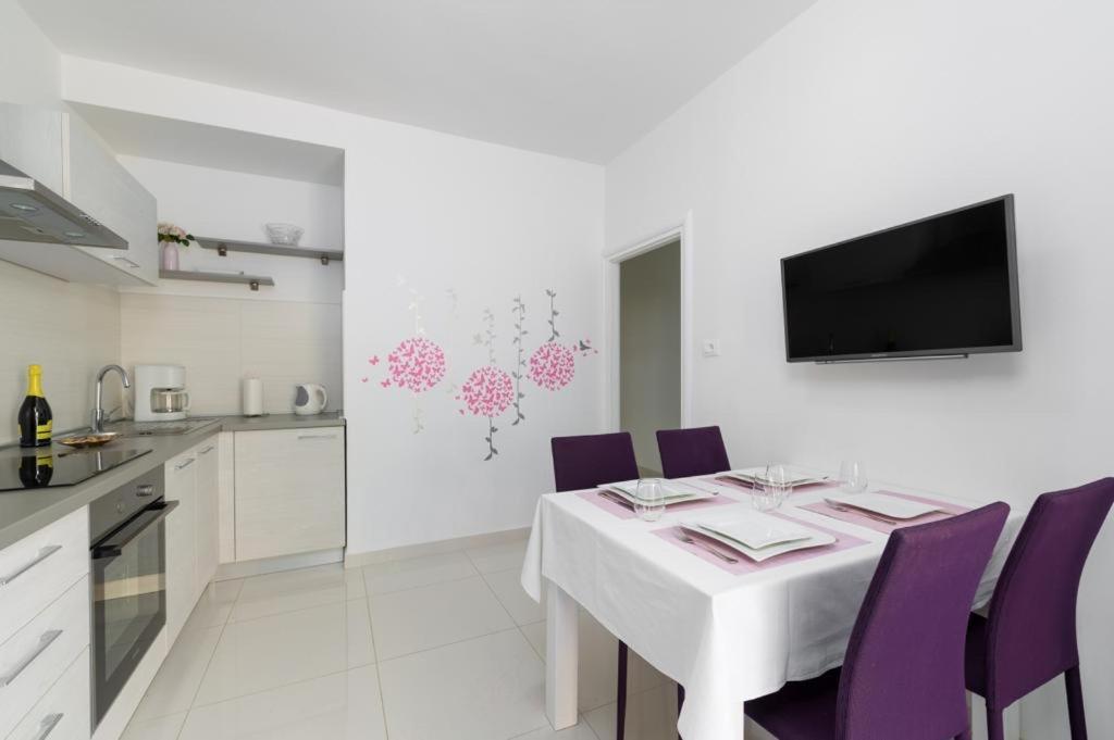 Jadranka Apartment Rabac Bagian luar foto